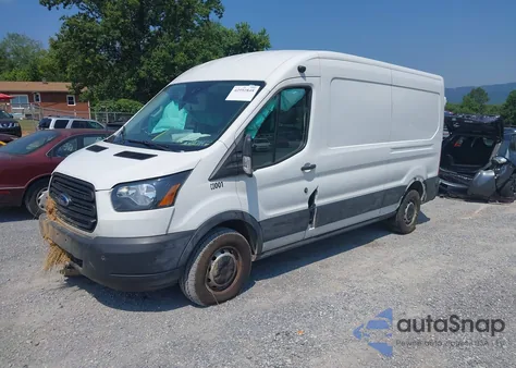 2019 Ford Transit-250 z USA, uszkodzony, nr VIN 1FTYR2CM0KKA32165